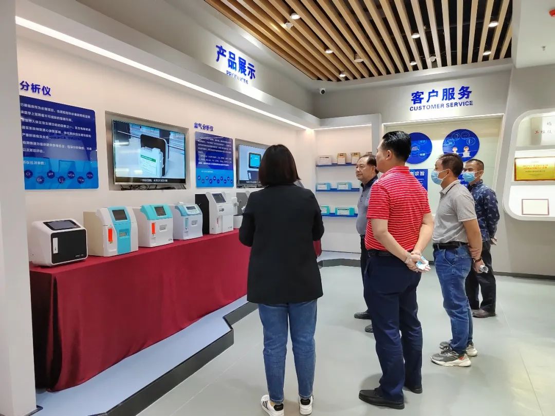 ��è����